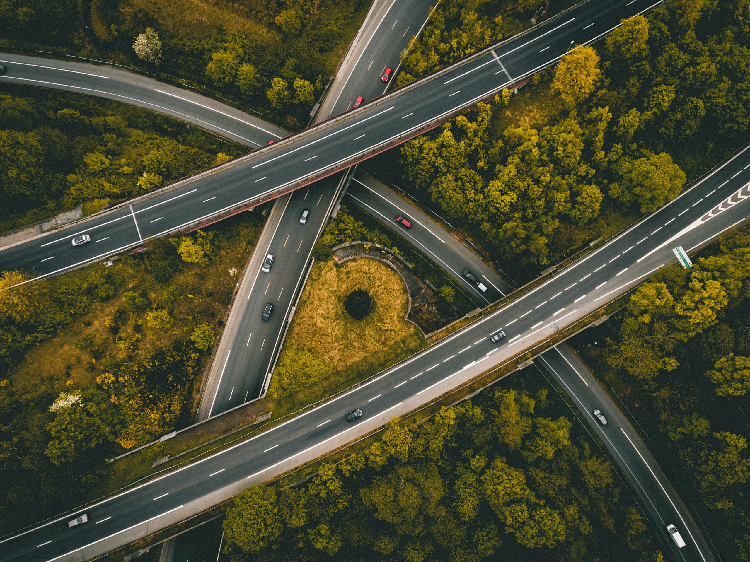 Highway representing global logistics - CRYOPDP Europe