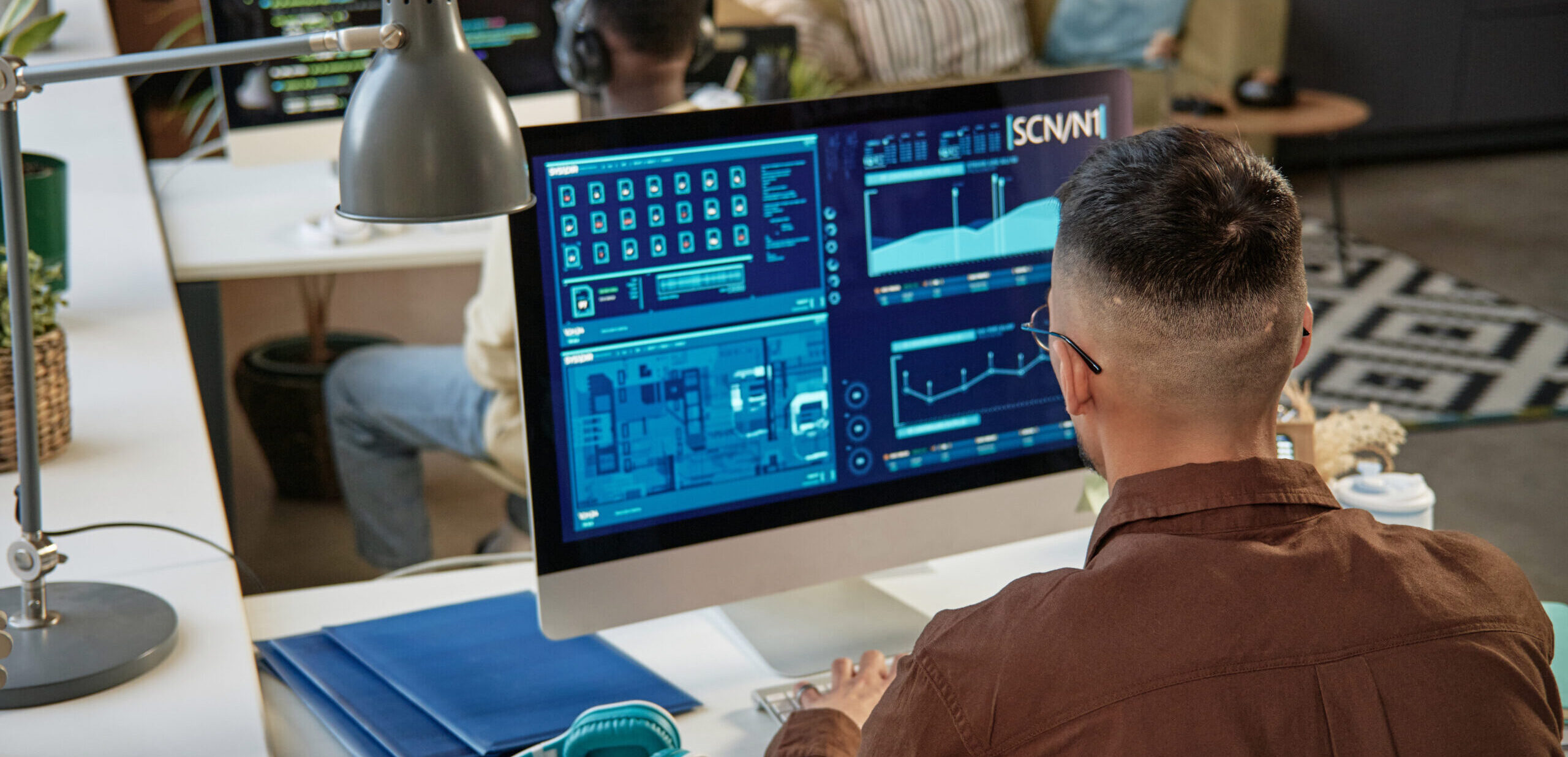 CRYOPDP technician monitoring digital systems to support for supply chain solutions